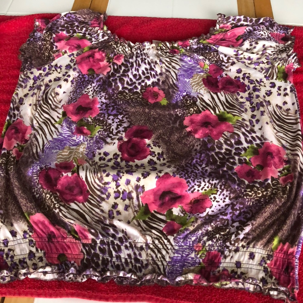 No Boundaries Woman’s blouse XL
